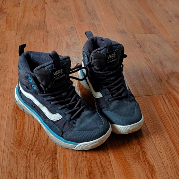 VANS Boys Size 4 UltraRange EXO Hi MTE-1 Shoe - Picture 3 of 4